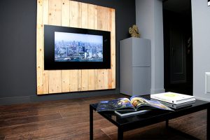 Ad Notam mirror image TV